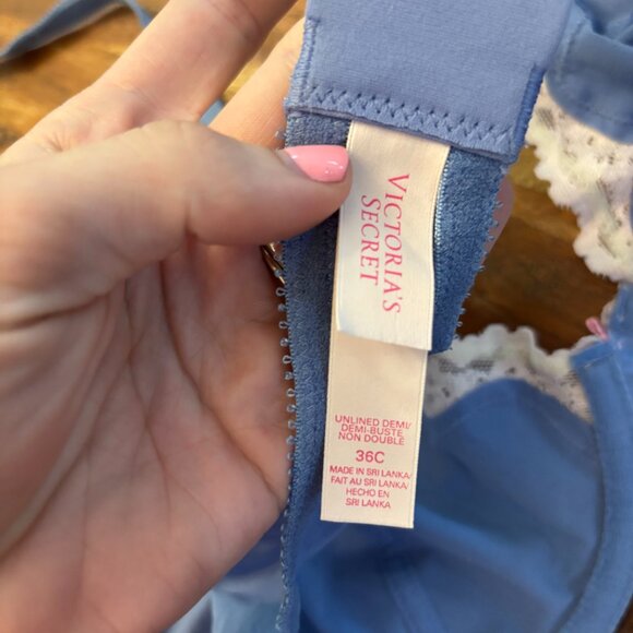 Victoria's Secret Womens Bra Unlined Demi/Non Double Adjustable Blue Size 36C - Picture 4 of 4